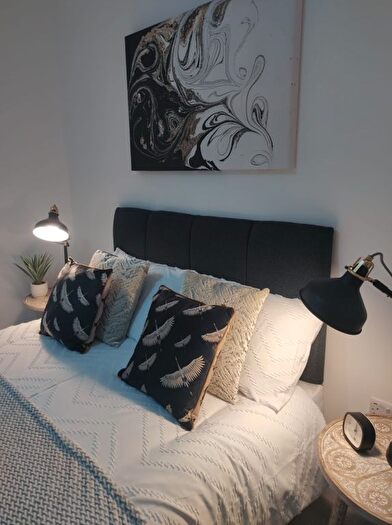1 Bedroom Flat For Sale In Park View, Darwin Street, Birmingham, B12