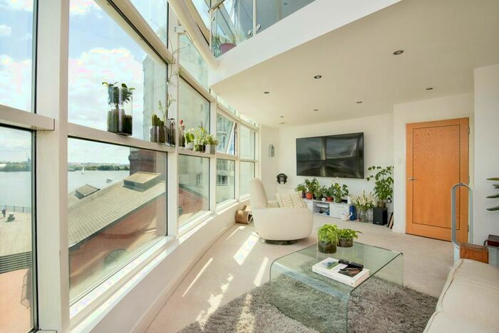 2 Bedroom Flat For Sale In Havannah Street, Caerdydd, Havannah Street, Cardiff, CF10