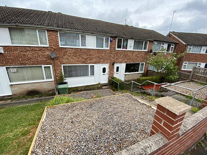 3 Bedroom Town House To Rent In Broad Lane Close, Bramley, LS13