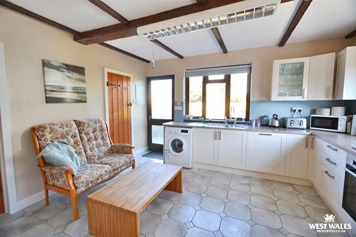 2 Bedroom Cottage For Sale In Burton, Milford Haven, SA73