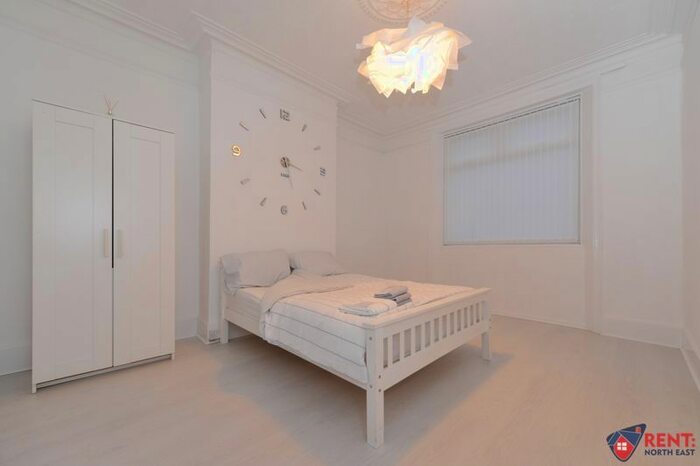 2 Bedroom Flat To Rent In Watt Street, Gateshead, NE8