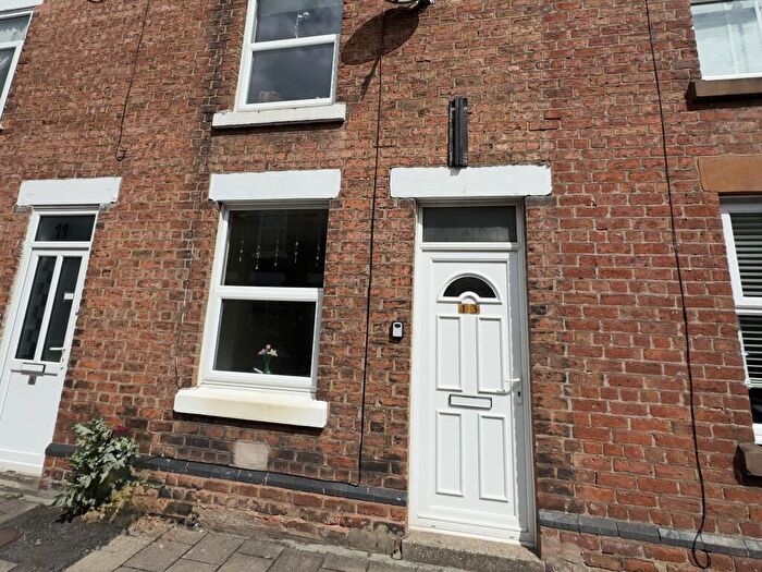 2 Bedroom Terraced House To Rent In North Street, CH3