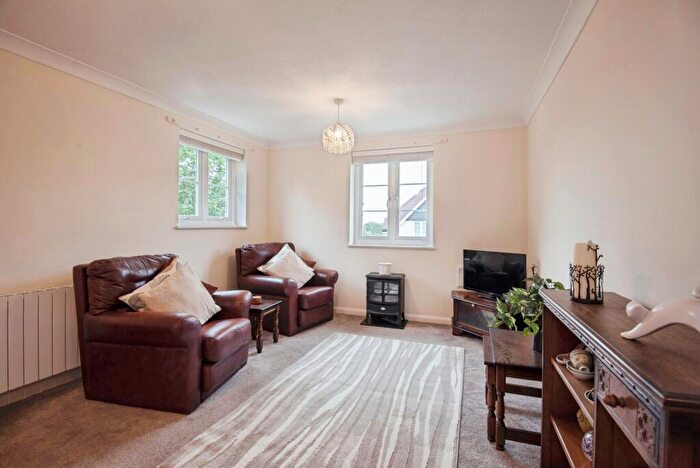 1 Bedroom Apartment For Sale In Bennett Court, Letchworth Garden City, SG6