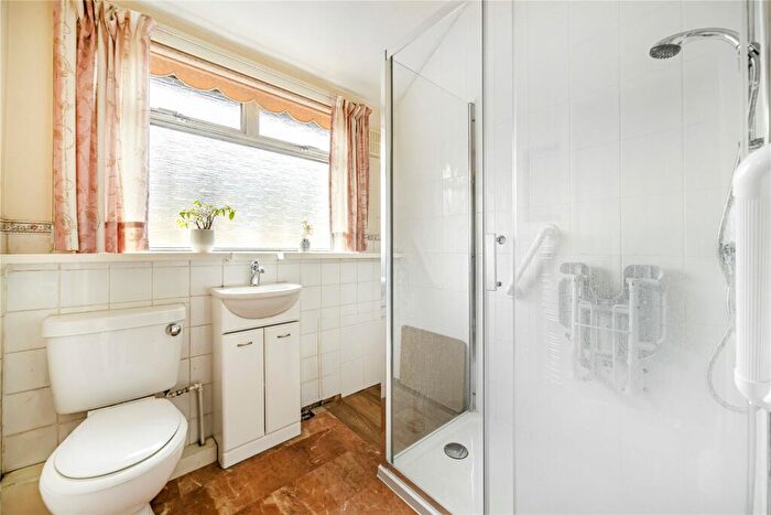 3 Bedroom Terraced House For Sale In Dawson Road, Kingston Upon Thames, KT1