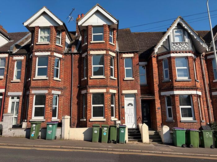 4 Bedroom House To Rent In Black Bull Road, Folkestone, CT19
