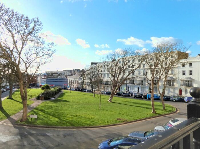 1 Bedroom Flat To Rent In Wellington Square, Hastings, East Sussex, TN34