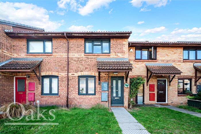 2 Bedroom Detached House To Rent In Veronica Gardens, Streatham Vale, SW16