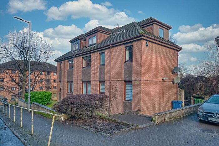 2 Bedroom Flat For Sale In Brunton Street, Cathcart, Glasgow, G44