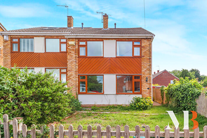 3 Bedroom Terraced House For Sale In Perth Rise, Coventry, CV5