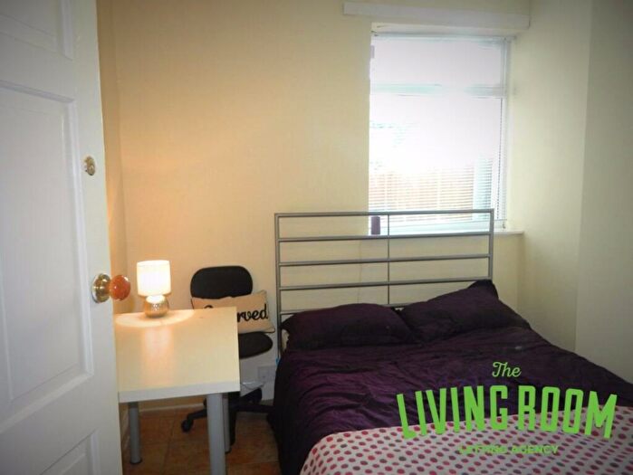 4 Bedroom House To Rent In Allensbank Road, Heath, Cardiff, CF14