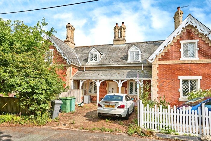 3 Bedroom Terraced House For Sale In East Cowes Road, East Cowes, Isle Of Wight, PO32