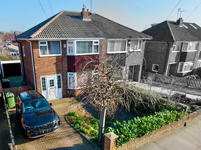 3 Bedroom Semi Detached House For Sale In Wrenthorpe Road, Wrenthorpe, Wakefield, West Yorkshire, WF2