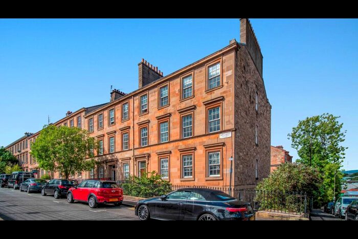 3 Bedroom Flat To Rent In Buccleuch Street, G3