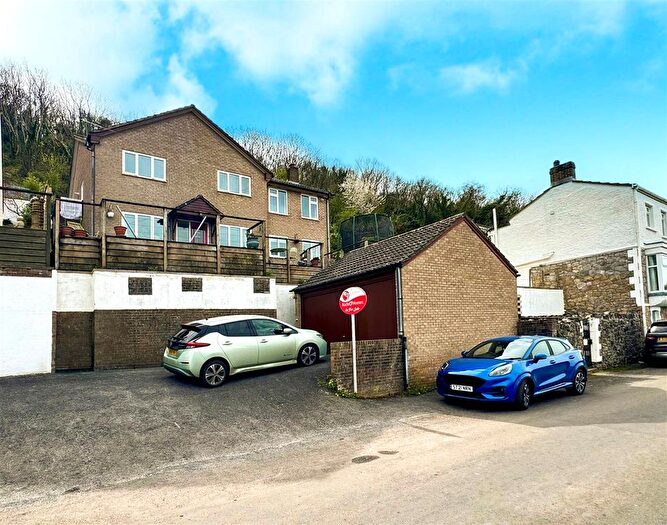 5 Bedroom Property For Sale In Kewstoke Road, Kewstoke, Weston-Super-Mare, BS22