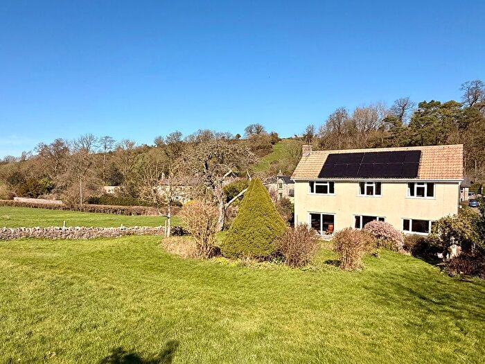 4 Bedroom Detached House For Sale In Lower Street, Chewton Mendip, BA3