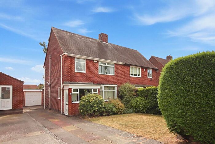 2 Bedroom Semi Detached House For Sale In Ulverston Road, Newbold, Chesterfield, S41