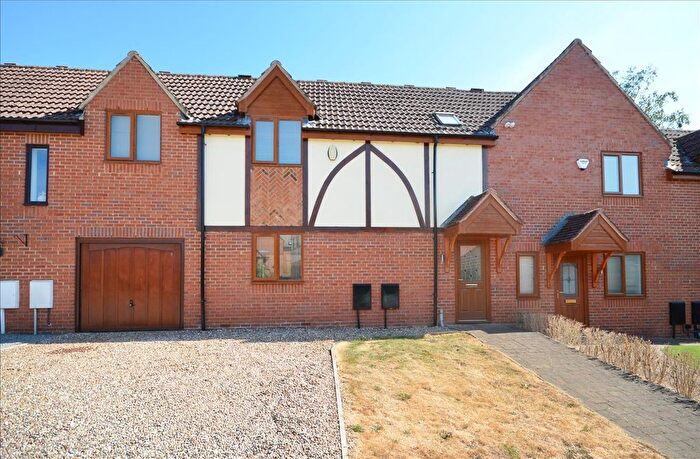 3 Bedroom Terraced House For Sale In Samuels Close, Stanwick, Northamptonshire, NN9