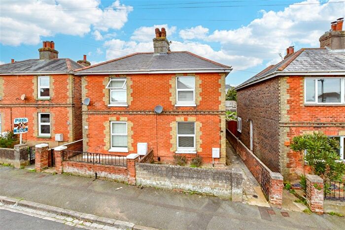 3 Bedroom Semi Detached House For Sale In Osborne Road, Ryde, Isle Of Wight, PO33