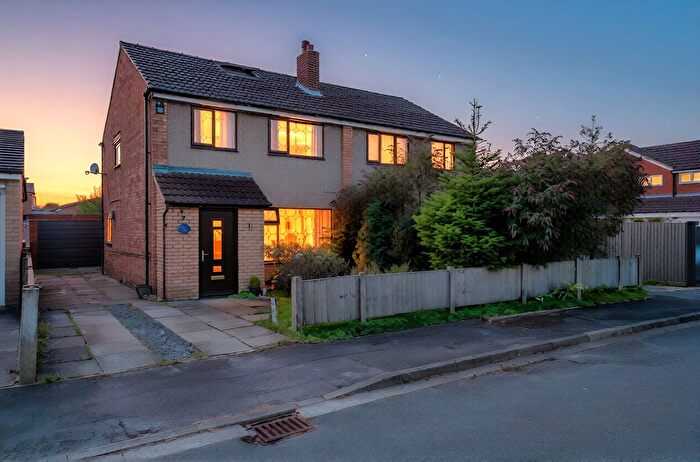 5 Bedroom Semi-Detached House For Sale In Baronsway, Euxton, PR7