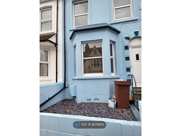 3 Bedroom Terraced House To Rent In Copenhagen Road, Gillingham, ME7