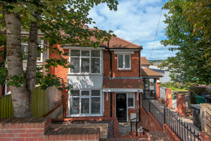 4 Bedroom Semi-Detached House To Rent In Princes Road, Brighton, BN2