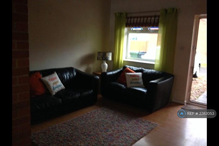 1 Bedroom Semi-Detached House To Rent In Saltney, Chester, CH4
