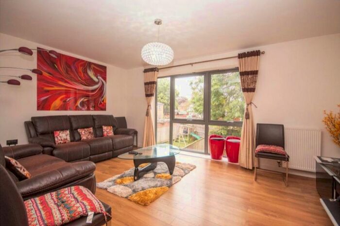 4 Bedroom Terraced House To Rent In Snowdrop Mews, Pinner, Greater London, HA5