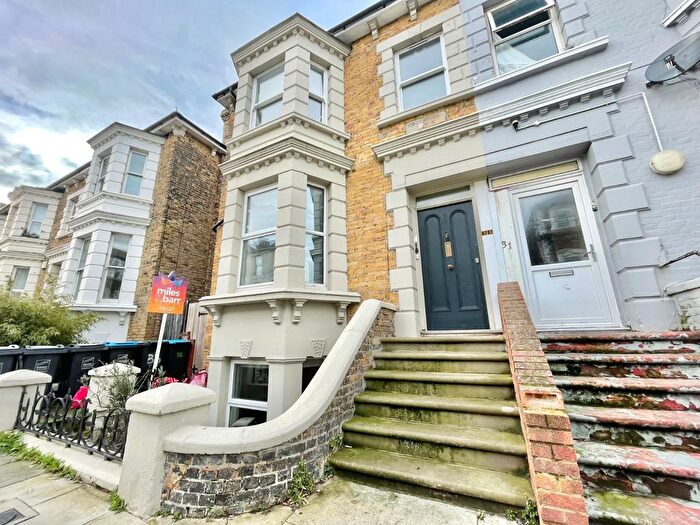 2 Bedroom Flat To Rent In Athelstan Road, Margate, Kent, CT9