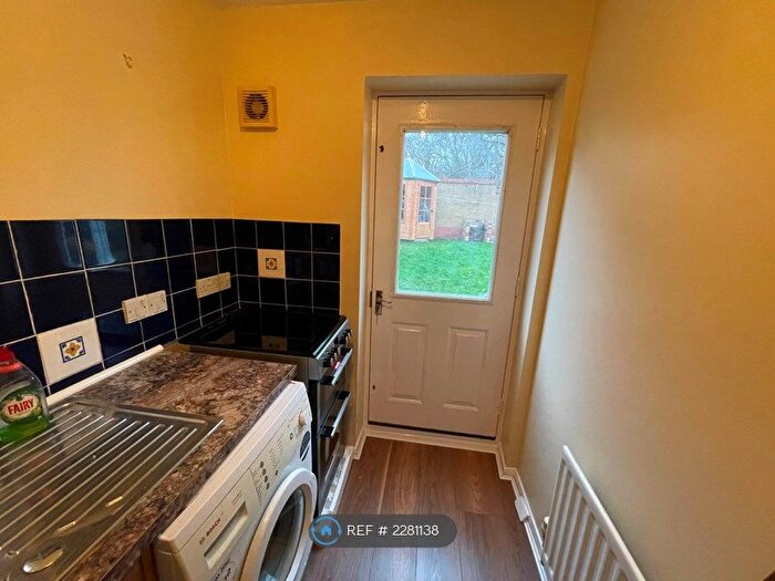 Studio To Rent In Thornton Drive, Colchester, CO4