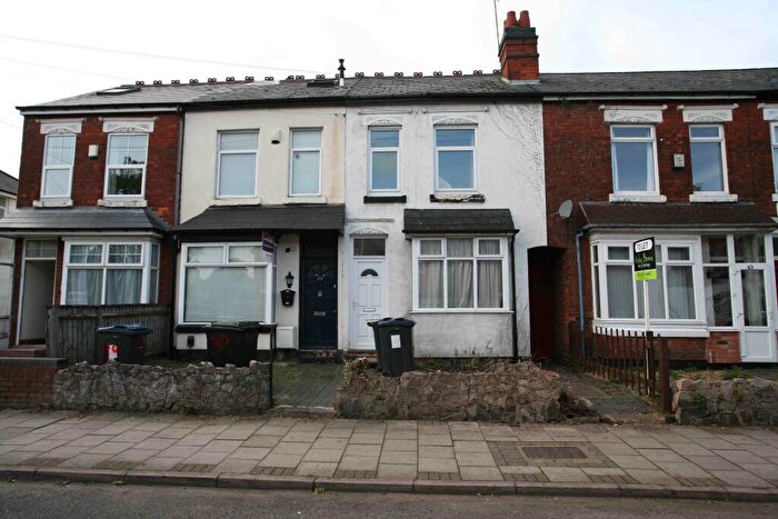 3 Bedroom House To Rent In Warwards Lane, Selly Oak, B29