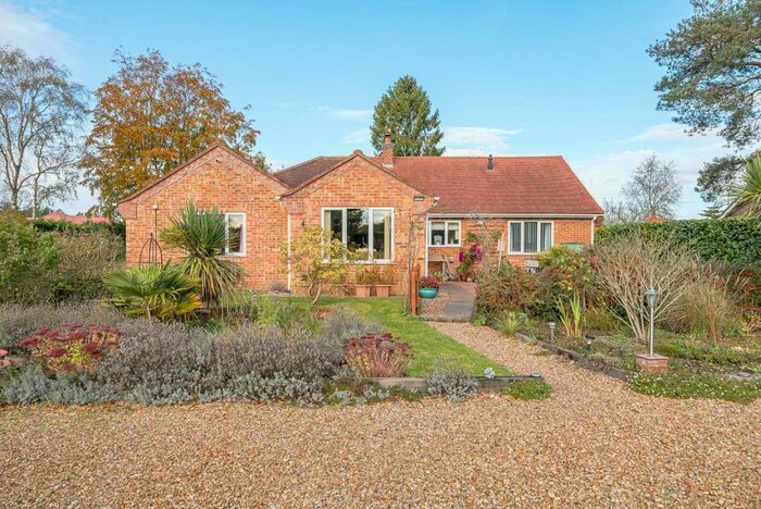 4 Bedroom Detached Bungalow For Sale In Horncastle Road, Roughton Moor, Woodhall Spa, LN10