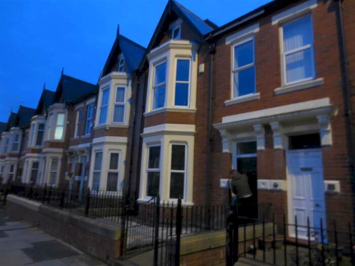 1 Bedroom Flat To Rent In Flat 1, Wingrove Road, Arthurs Hill, Newcastle Upon Tyne, NE4