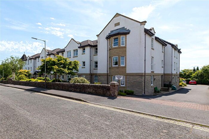 1 Bedroom Flat For Sale In Glenearn Court, Pittenzie Street, Crieff, PH7