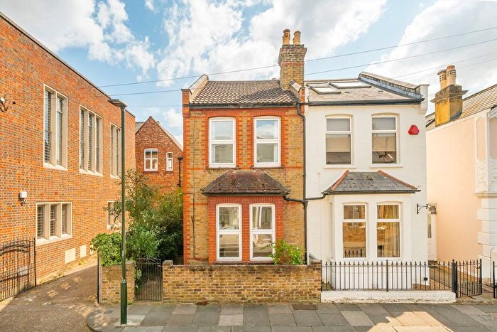 3 Bedroom Property To Rent In Walpole Crescent, Teddington, TW11
