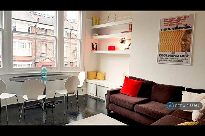 2 Bedroom Flat To Rent In Birchington Road, London, NW6