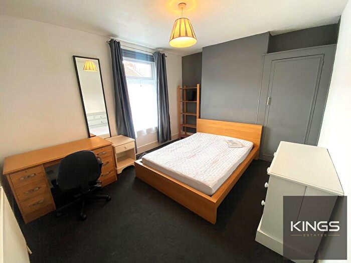 4 Bedroom Terraced House To Rent In Eton Road, Southsea, PO5