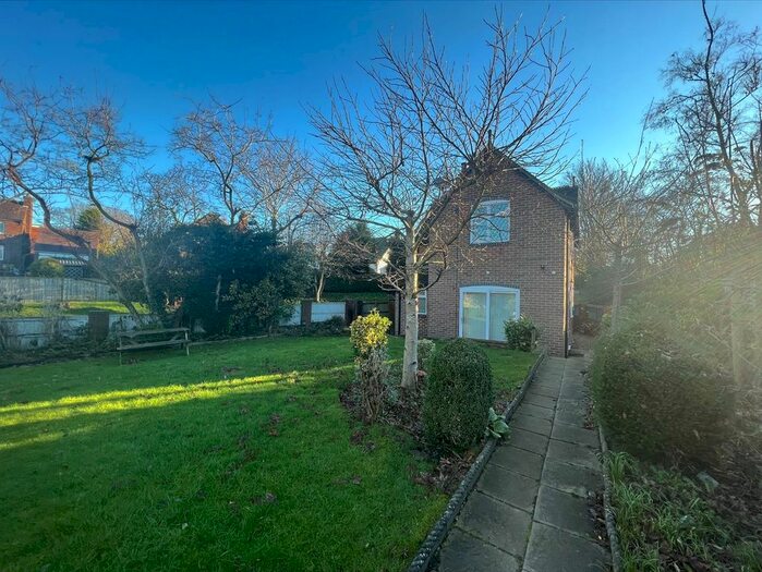 3 Bedroom Detached House To Rent In Highwood Road, Uttoxeter, ST14