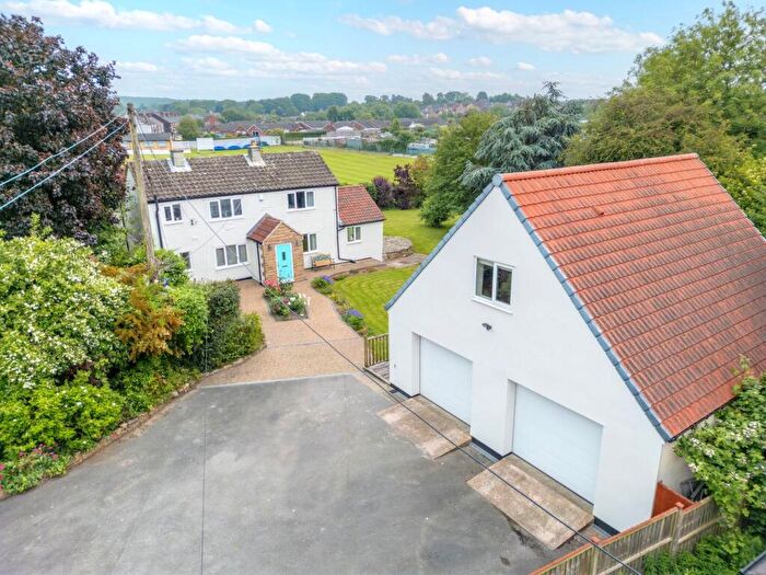 4 Bedroom Cottage For Sale In Southfield Lane, Thurnscoe, Rotherham, S63