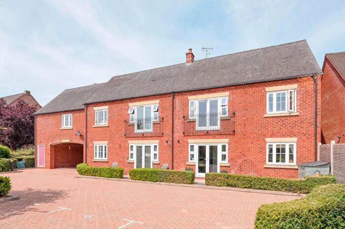 2 Bedroom Flat For Sale In William James Way, Henley-In-Arden, B95