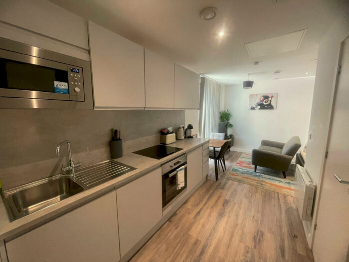 Apartment To Rent In Kelham Gate, Sheffield, Yorkshire, S3