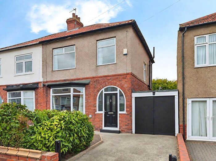 3 Bedroom Semi-Detached House For Sale In Hoyle Avenue, Fenham, Newcastle Upon Tyne, NE4