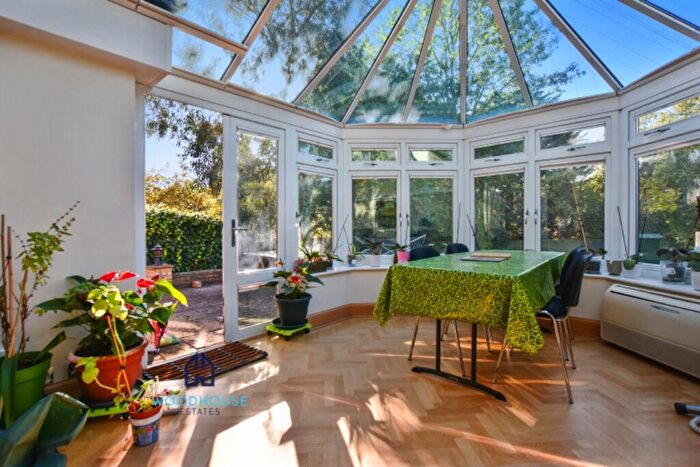 5 Bedroom Detached House To Rent In Canons Drive, Edgware, Middlesex, HA8