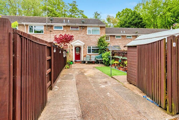 3 Bedroom Terraced House For Sale In Puffin Close, Southampton, Hampshire, SO16