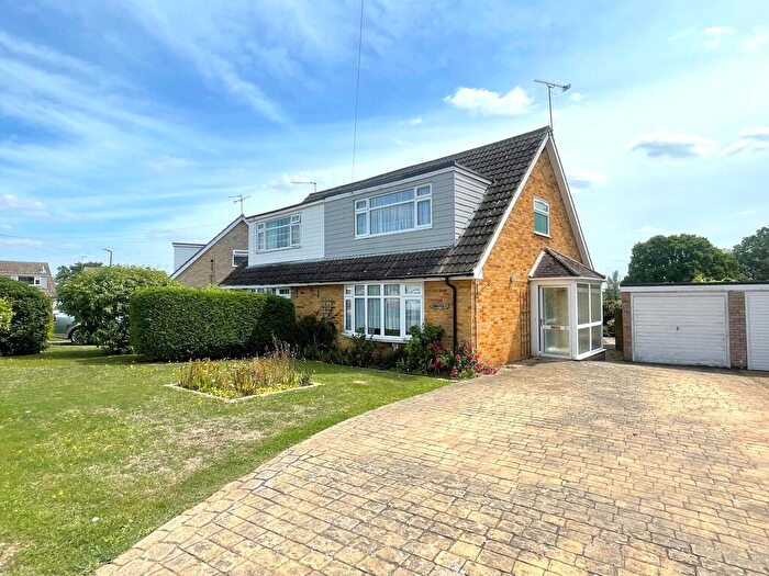 3 Bedroom Semi-Detached House For Sale In Birchwood Close, Tiptree, CO5