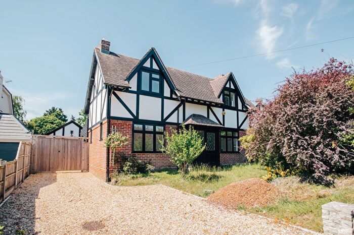 3 Bedroom Detached House To Rent In St. Catherines Way, Christchurch, BH23