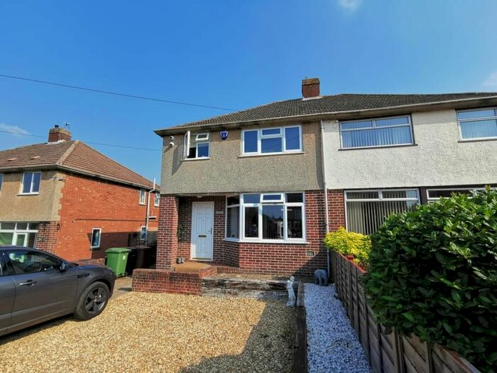 3 Bedroom Semi-Detached House To Rent In Laburnum Road, Oxford, OX2