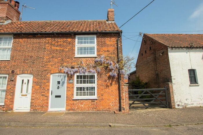 3 Bedroom Cottage For Sale In East Rudham, PE31