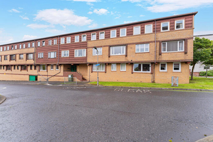4 Bedroom Maisonette For Sale In Braehead Road, Kildrum, Cumbernauld, North Lanarkshire, G67