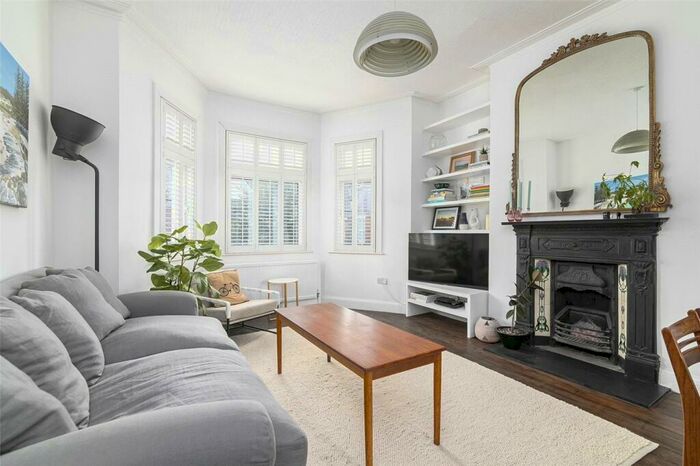 3 Bedroom Terraced House To Rent In Forburg Road, London, N16