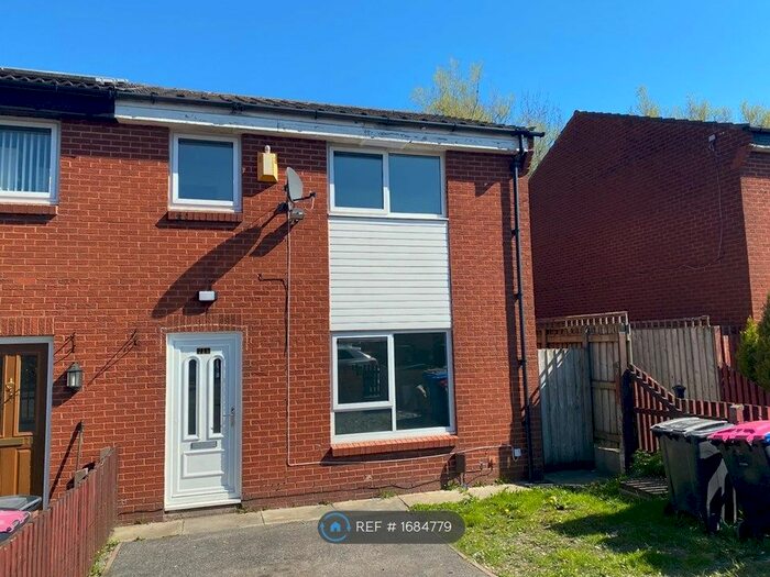 3 Bedroom Semi-Detached House To Rent In Chedworth Crescent, Little Hulton, Manchester, M38